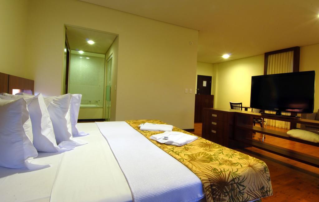 Amazonia Golf Hotelaria E Turismo Sa Rio Preto Da Eva Εξωτερικό φωτογραφία